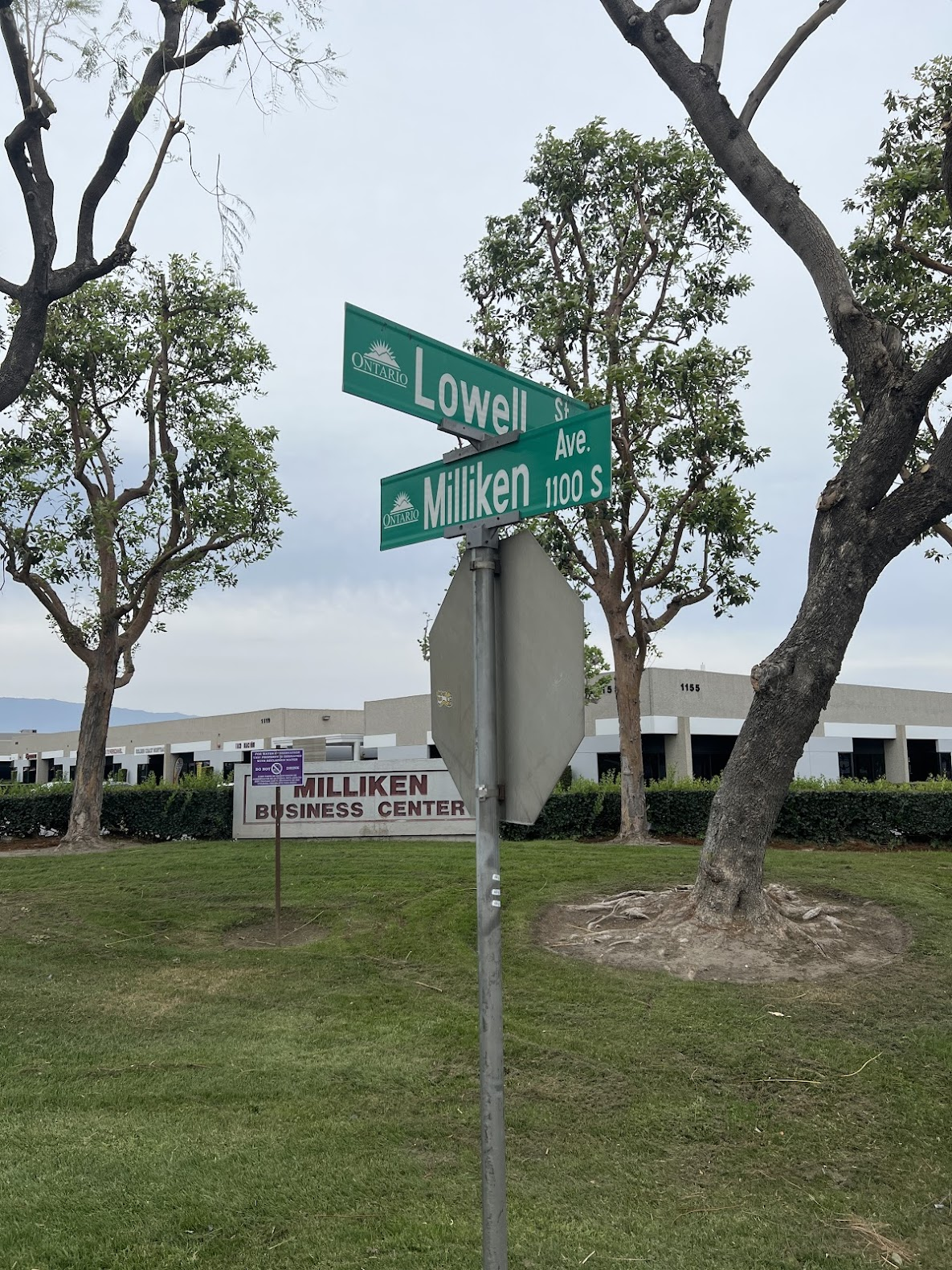 Nearby Lowell Street and Milliken Avenue intersection by the clinic
